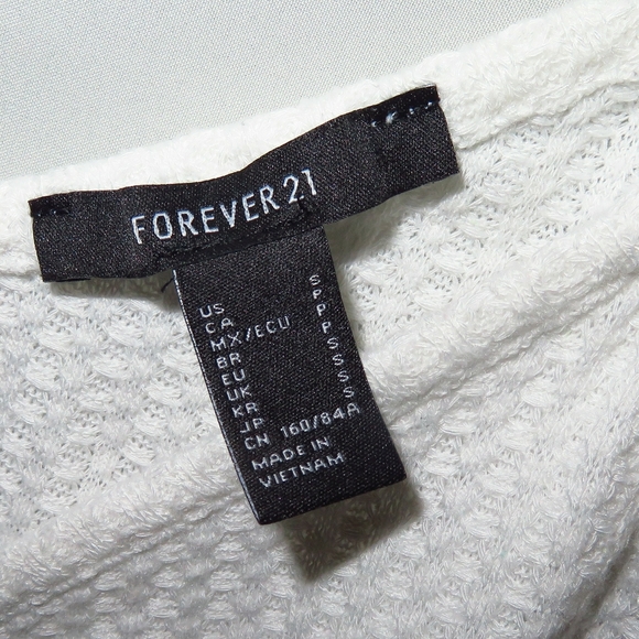 Lot of 3 Small White Forever 21 Crop/Tube Tops - Picture 3 of 6